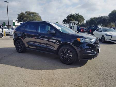 2022 Ford Edge SE