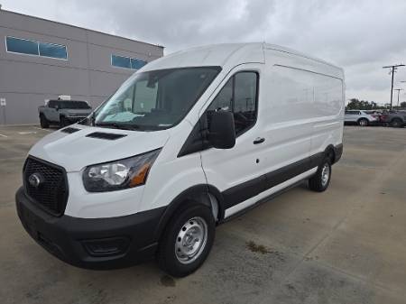 2025 Ford Transit Cargo Van Base