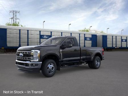 2026 Ford Super Duty F-350 DRW XLT