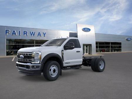 2025 Ford F-600SD XL