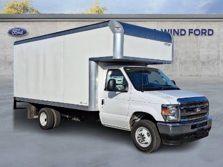 2026 Ford E-Series Box Van E-450 DRW 158
