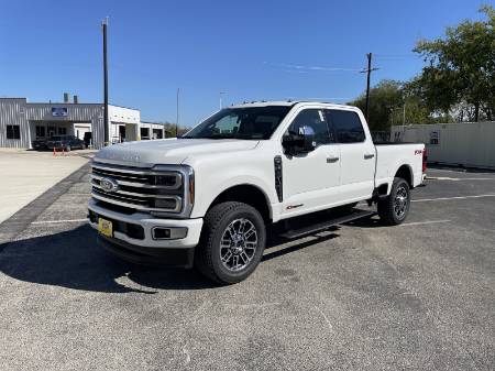 2026 Ford Super Duty F-350 SRW Platinum