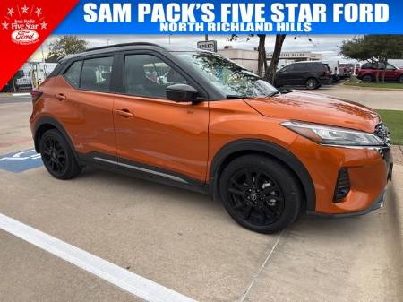 2023 Nissan Kicks SR