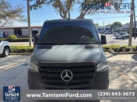 2022 Mercedes-Benz Sprinter 2500 Cargo 144 WB