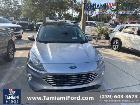 2022 Ford Escape Titanium Hybrid