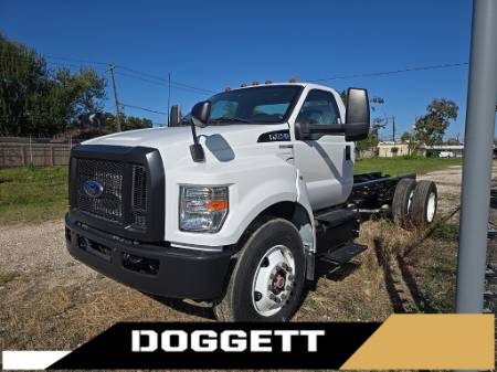 2025 Ford F-750 Straight Frame Gas Base