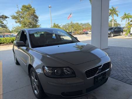 2005 Volvo S40 T5