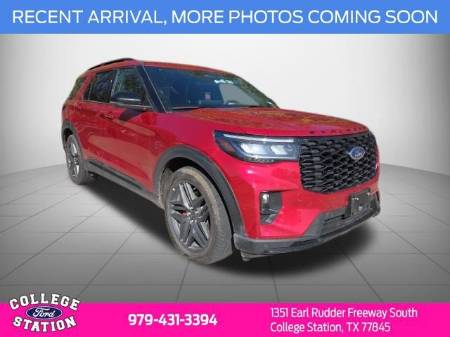 2025 Ford Explorer ST