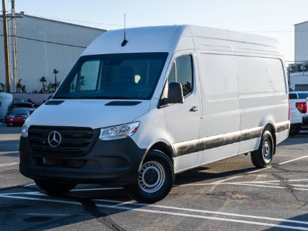 2024 Mercedes-Benz Sprinter 2500 High Roof 4-CYL Diesel