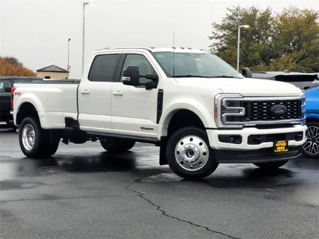 2026 Ford F-450SD Platinum