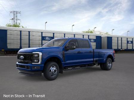 2026 Ford Super Duty F-350 DRW XL