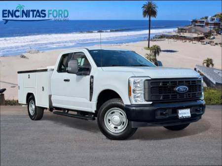 2025 Ford Super Duty F-250 SRW XL