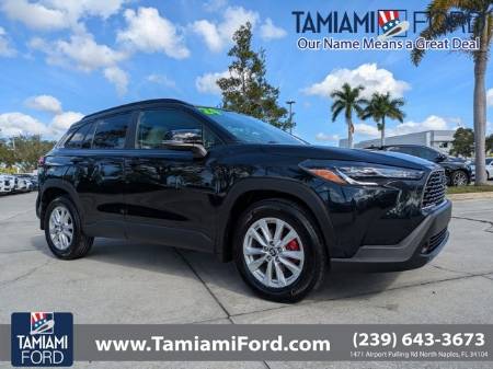 2024 Toyota Corolla Cross LE