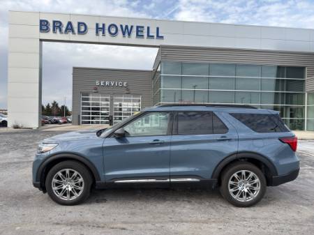 2025 Ford Explorer Active