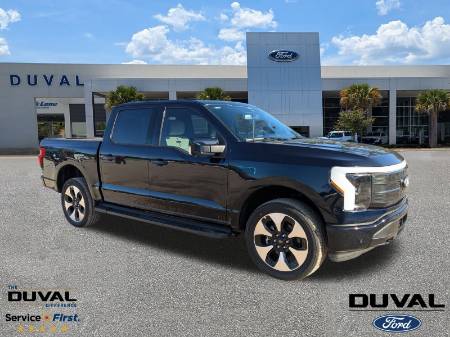 2025 Ford F-150 Lightning Platinum