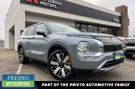 2026 Mitsubishi Outlander SE