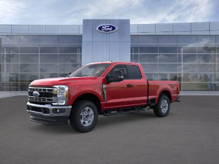 2026 Ford Super Duty F-350 SRW XLT