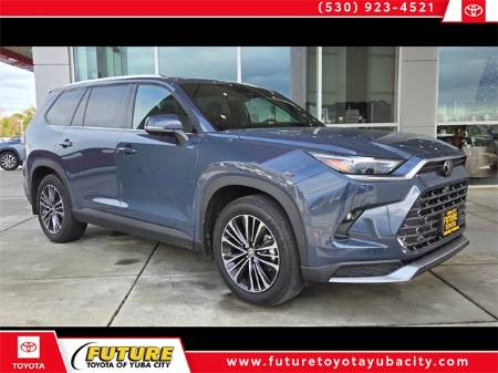 2025 Toyota Grand Highlander Hybrid