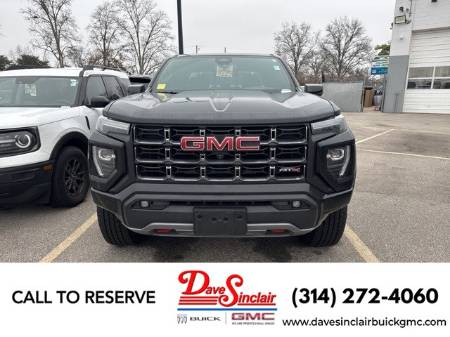 2024 GMC Canyon 4WD AT4