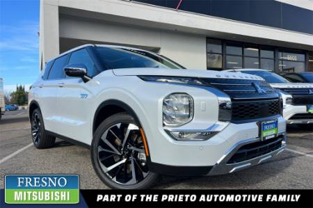 2025 Mitsubishi Outlander Phev SE