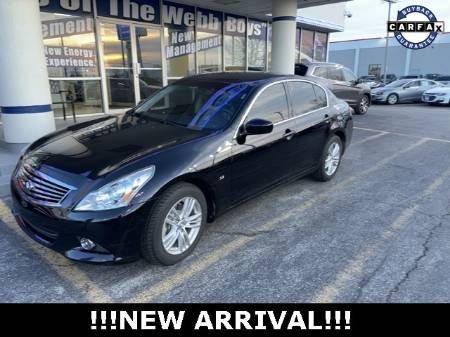 2015 INFINITI Q40 Base