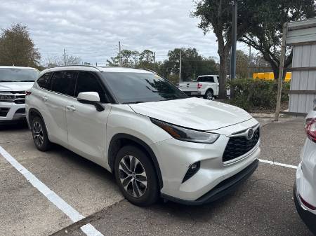 2021 Toyota Highlander XLE