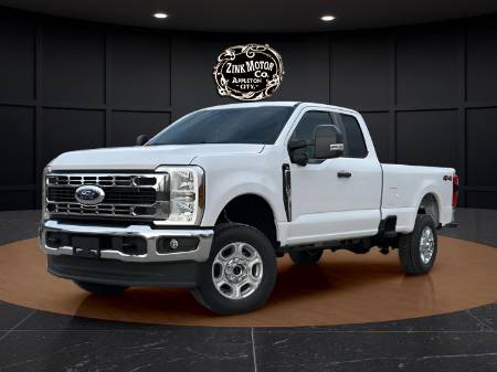 2026 Ford Super Duty F-350 SRW XLT