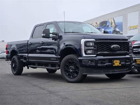 2025 Ford F-350SD LARIAT