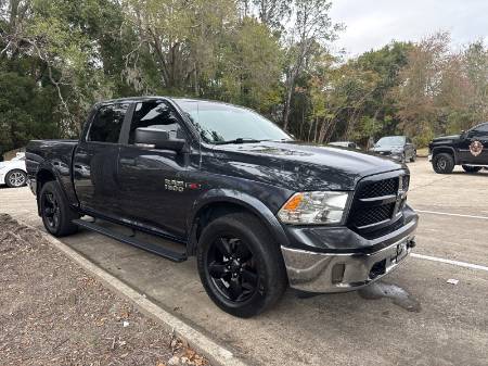 2018 RAM 1500 SLT