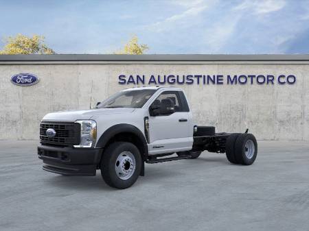 2025 Ford Super Duty F-600 DRW XL
