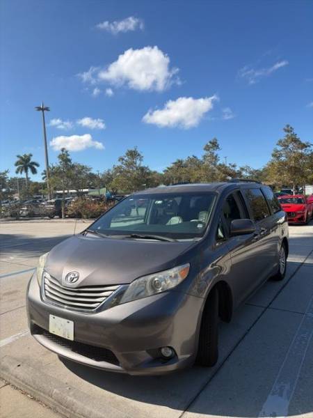 2014 Toyota Sienna