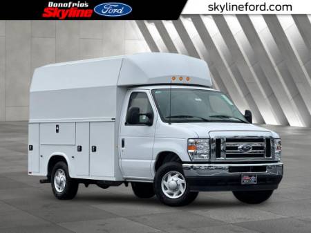 2025 Ford E-350SD KUV
