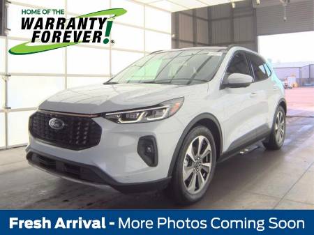 2025 Ford Escape Platinum