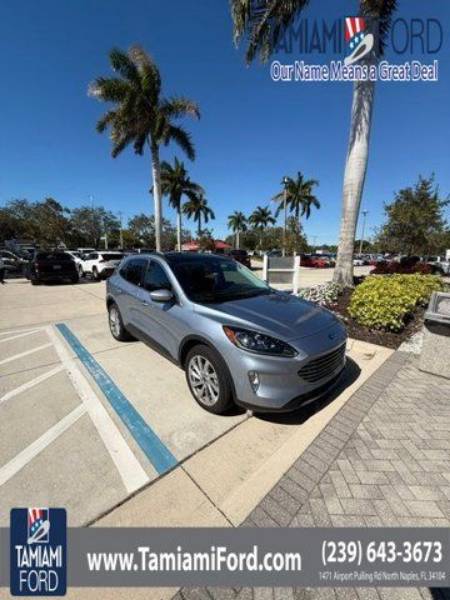 2022 Ford Escape Titanium