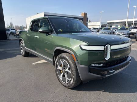 2024 Rivian R1t Adventure