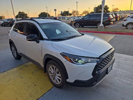 2025 Toyota Corolla Cross LE