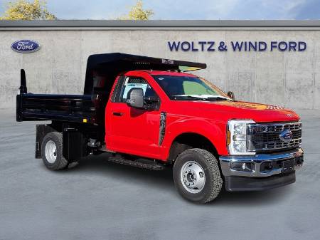 2025 Ford Super Duty F-350 Dump XL