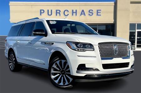 2022 Lincoln Navigator L Reserve