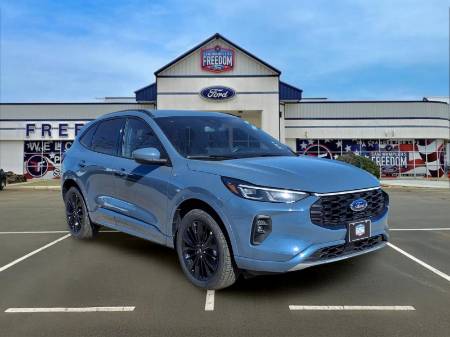 2026 Ford Escape ST-Line Elite