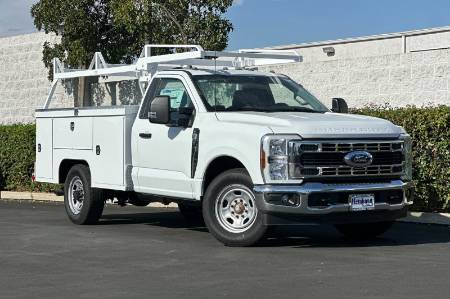 2025 Ford Super Duty F-350 SRW XL