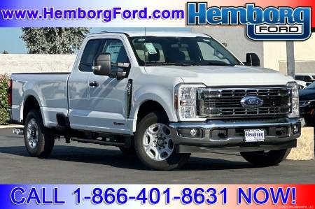 2026 Ford Super Duty F-350 SRW XLT