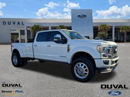 2022 Ford F-450SD Platinum