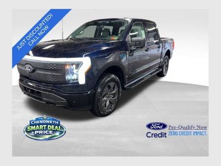 2025 Ford F-150 Lightning Flash