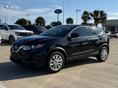 2022 Nissan Rogue Sport S