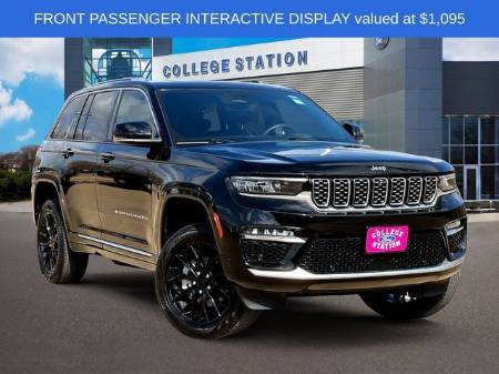 2022 Jeep Grand Cherokee Summit