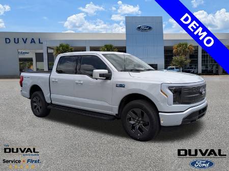 2025 Ford F-150 Lightning LARIAT