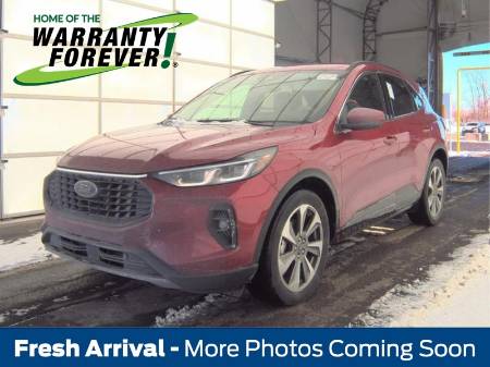 2025 Ford Escape Platinum