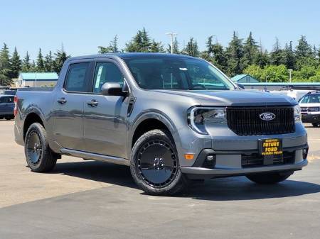 2026 Ford Maverick Lobo Standard