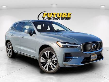 2022 Volvo XC60 B5 Inscription