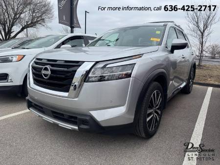 2024 Nissan Pathfinder Platinum